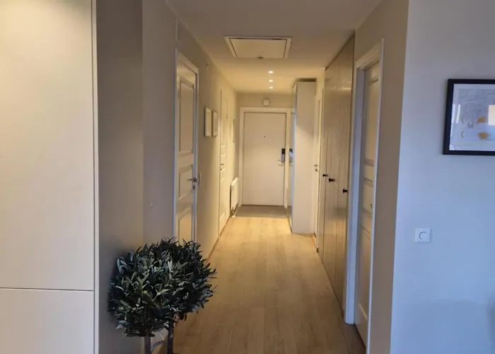 Cosy With Fjord-view Appartement *