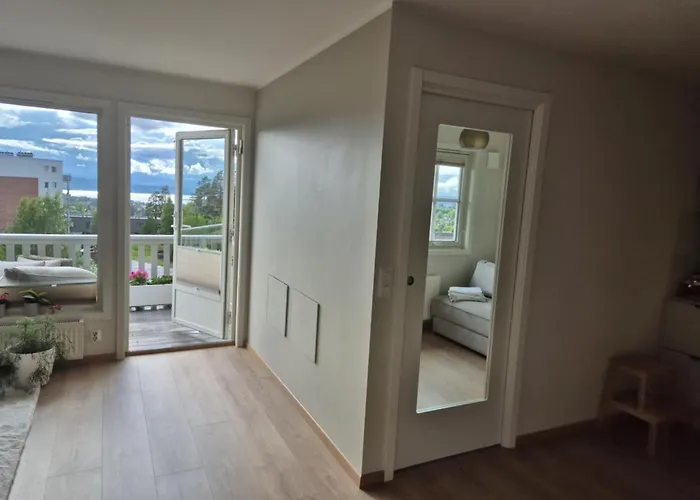 Cosy With Fjord-view Appartement *